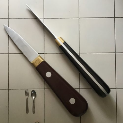Des lancettes, couteaux à huitres pour les très très grosses