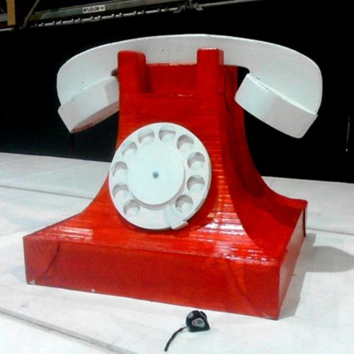 Téléphone vintage géant pour spectacle