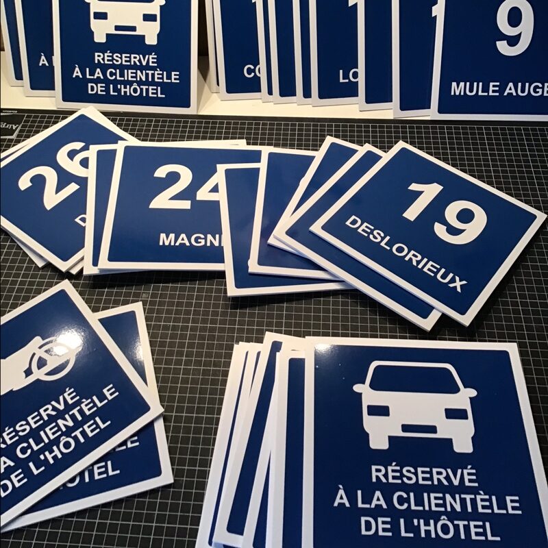 Panneaux signalétique parking