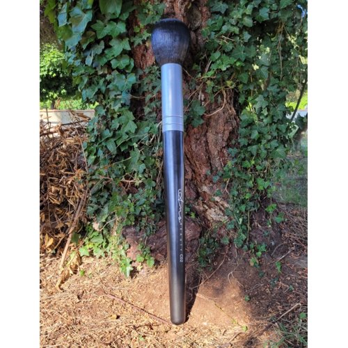 Pinceau de maquillage géant