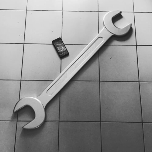 Clef plate géante personnalisée